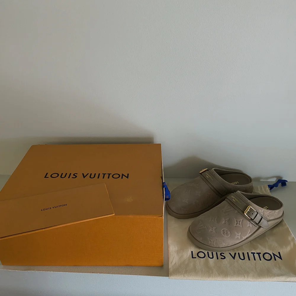 Louis Vuitton Beige Monogram Clogs with Gold Accent - Picture 2 of 7